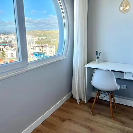 T2 Com Uma Vista Deslumbrante Sobre O Atlantico! شقة *