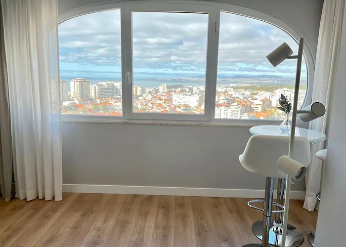 公寓 T2 Com Uma Vista Deslumbrante Sobre O Atlantico!