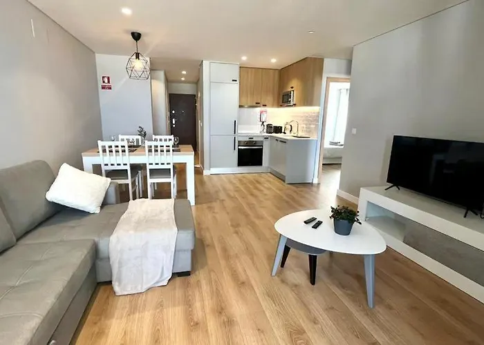 T2 Com Uma Vista Deslumbrante Sobre O Atlantico! * Costa de Caparica